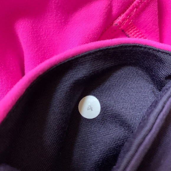 Lululemon! - Picture 3 of 5